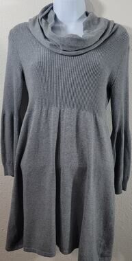 Jillian & Nicole Gray Cowl Neck Ribbed Bodice Top Small Lightweight Long Soft